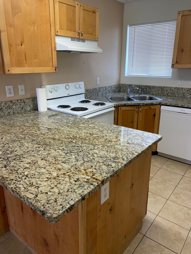 Photo - 1045 S 1200 W