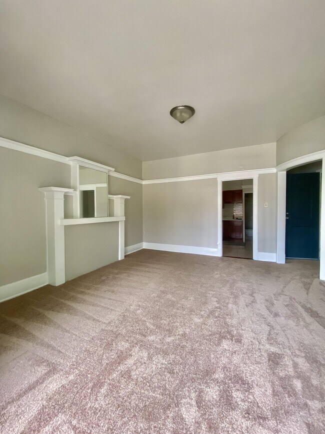 Photo - BAUM GROVE APARTMENTS -- 090