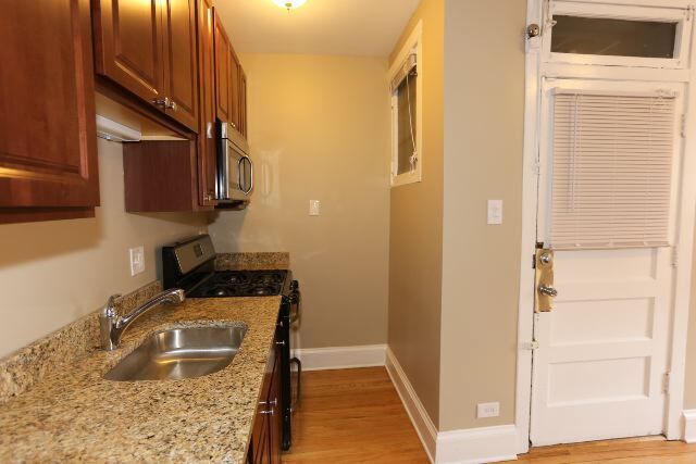 Photo - 4901 N Hoyne Ave Unidad 3