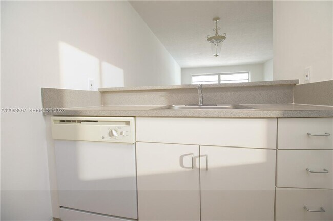 Photo - 1225 NE 124th St Unit 24B