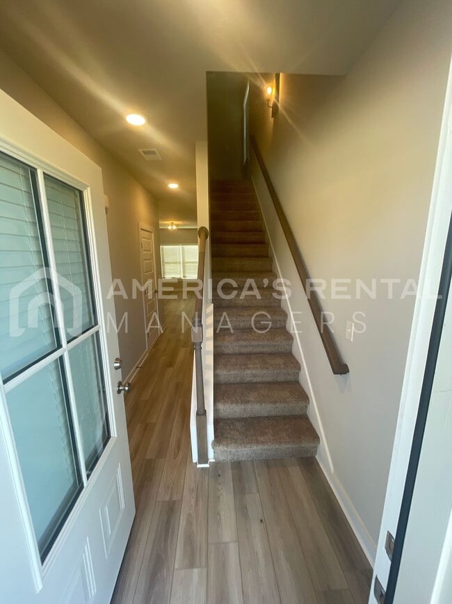Photo - 289 Buckhorn Cir
