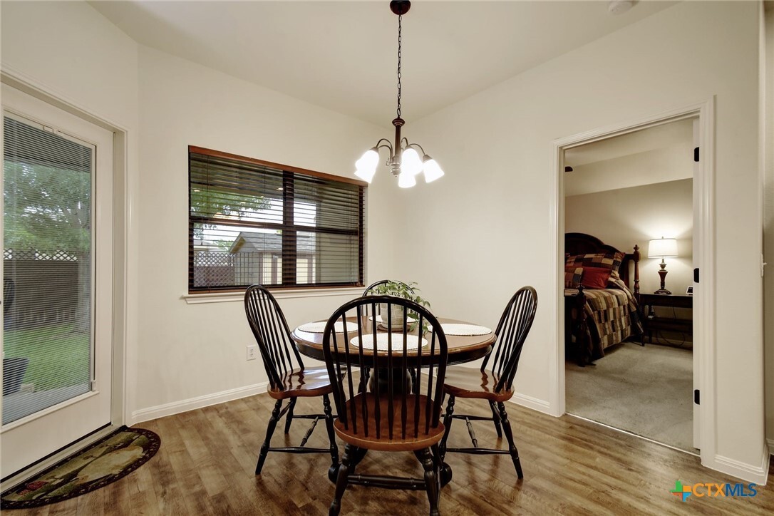 Photo - 2251 Hazelwood Dr