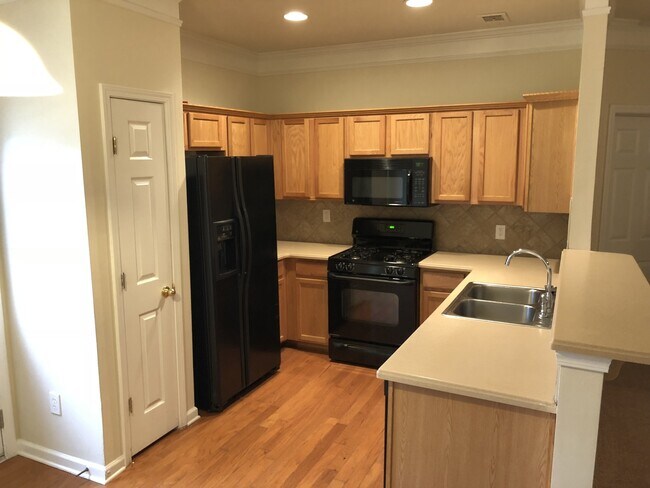 Photo - Conyers 3 Bed 2.5 Bath in Gated Community.