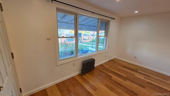 114-43 199th St Unit 1 Floor