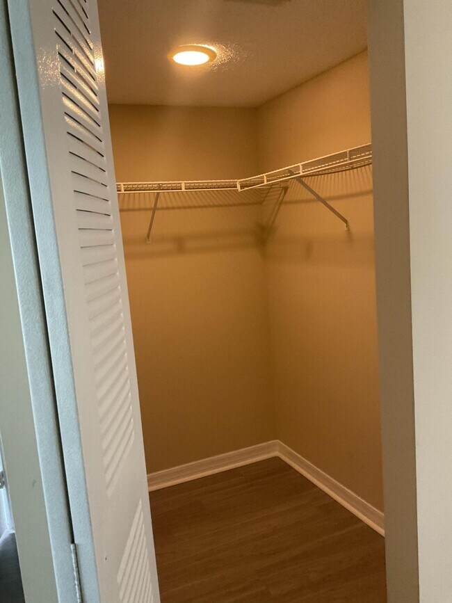 Photo - 4155 N Haverhill Rd Unit 1414