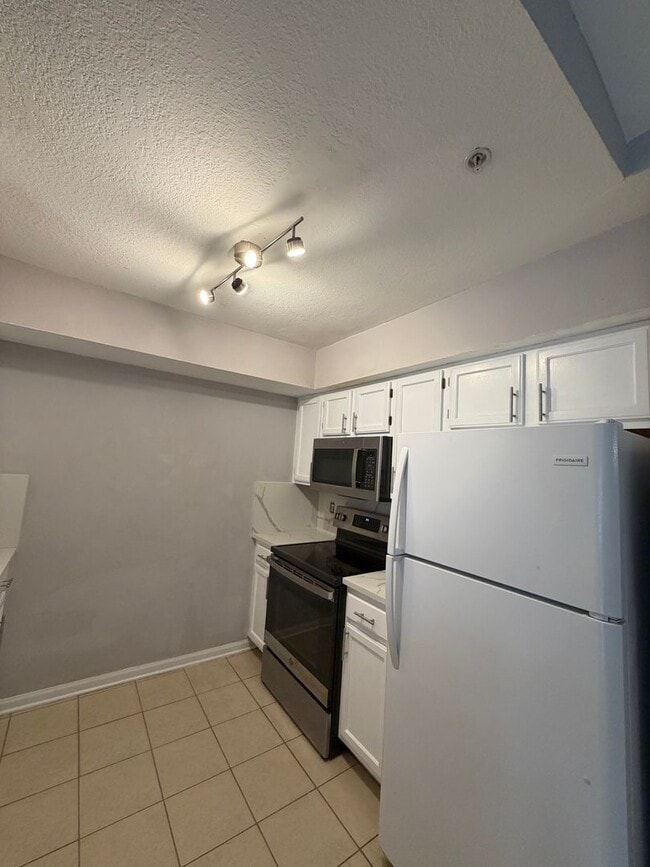 Photo - Newly Upgraded and Spacious 2B/2B Unfurnished Condo near Beach in Destin!
