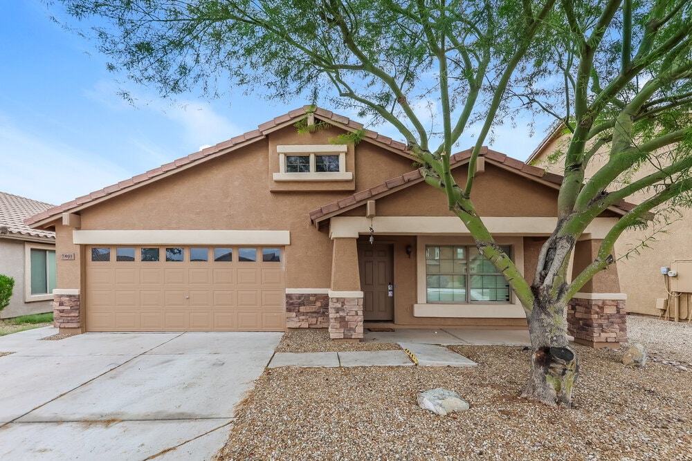 Photo - 7401 S 30th Ave