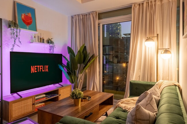 Building Photo - 127 Broadway Ave