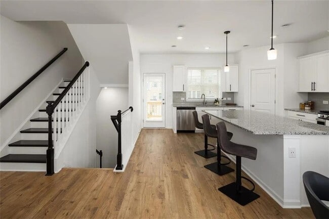 Photo - 1530 Brantin Dr