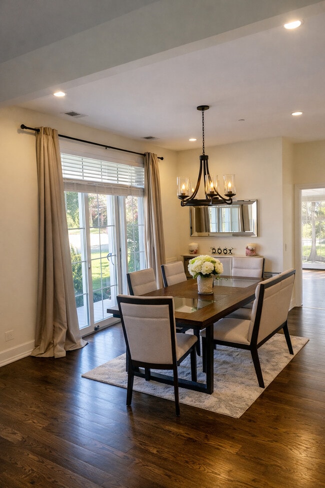 Photo - 3101 Sprucewood Rd