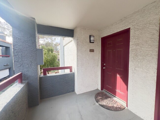 Photo - 2 Bed and 2 Bath Condo – Prime West Las Vegas Location!