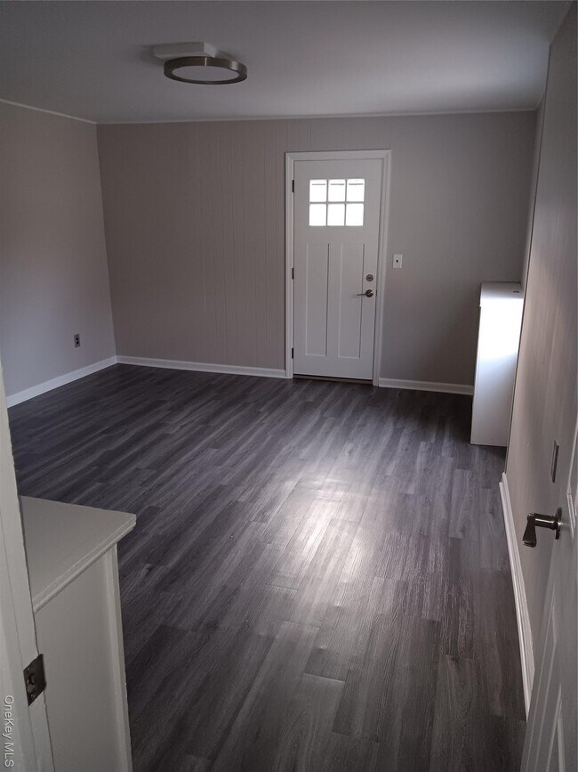 Photo - 142 Smith St