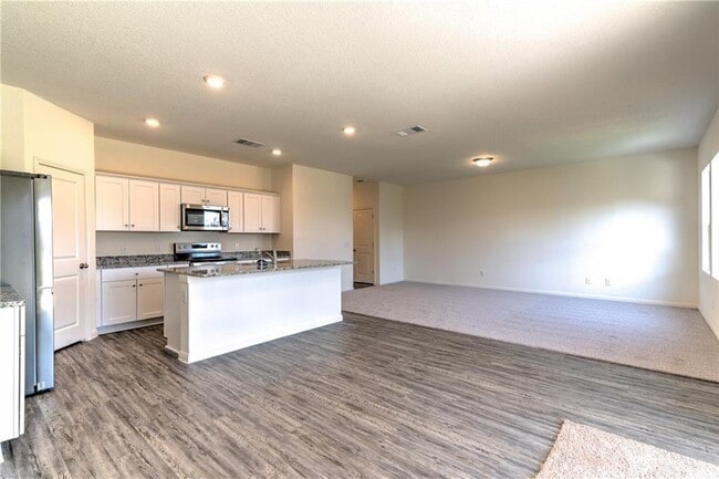 Photo - 19507 Cloudy Bay Dr