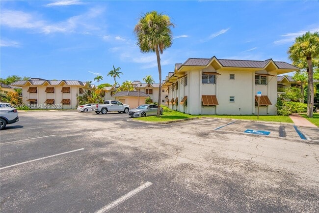 Photo - 9354 SW 77th Ave Unit I1