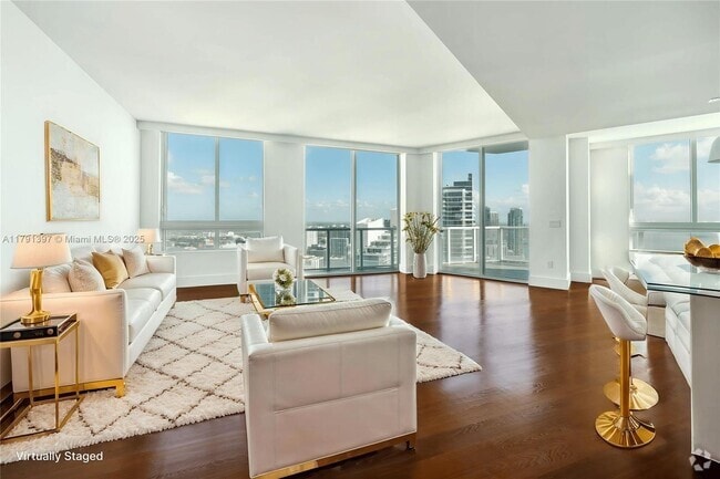 Building Photo - 1900 N Bayshore Dr Unit 4412 Rental