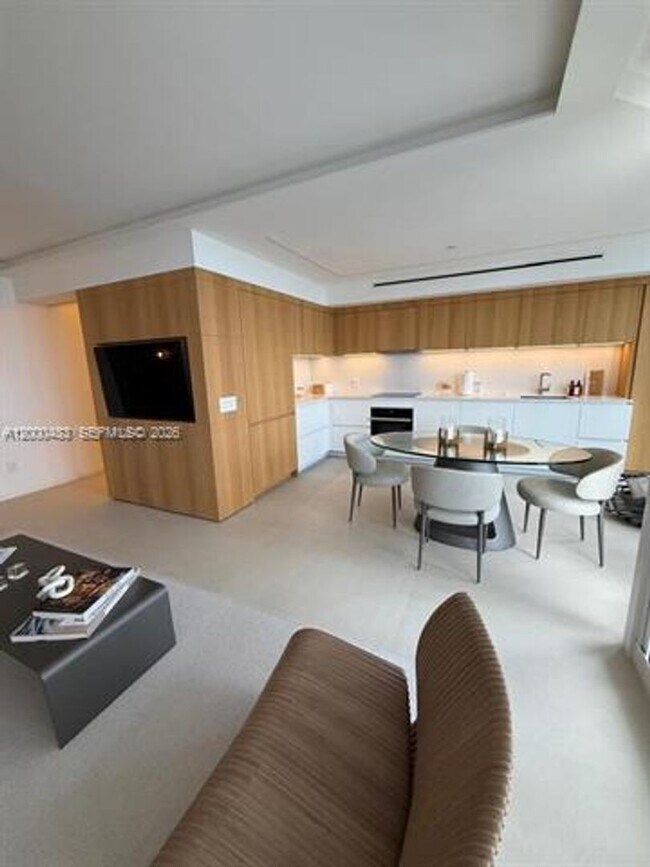 Photo - 4775 Collins Ave Unidad 4775 Collins Ave appt 3706