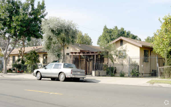 Building Photo - 7809 Crockett Blvd Rental