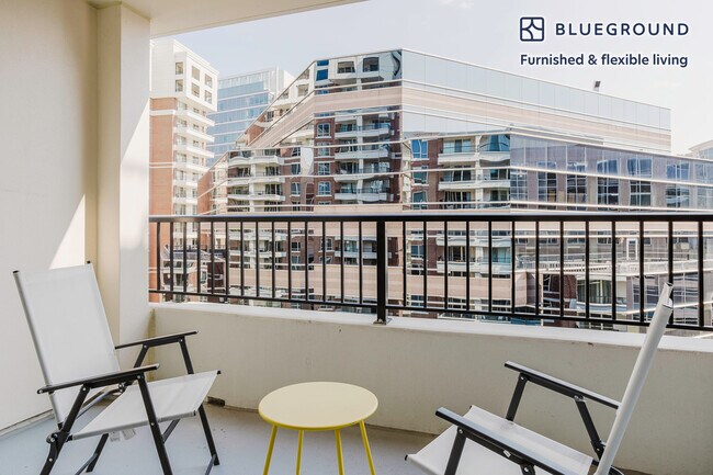 Photo - 850 N Randolph St Unidad FL13-ID944