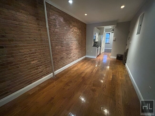 Building Photo - AVE A Rental