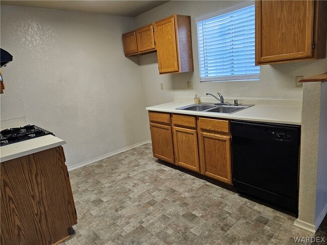 Photo - 813 Gemstone Ave