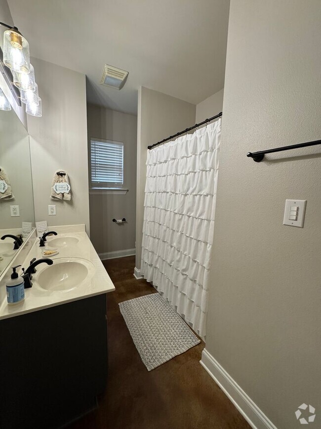 Building Photo - 3BD2BA House for Lease in Ponchatoula - Ma...