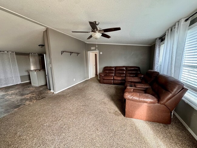 Photo - 10136 W University Blvd