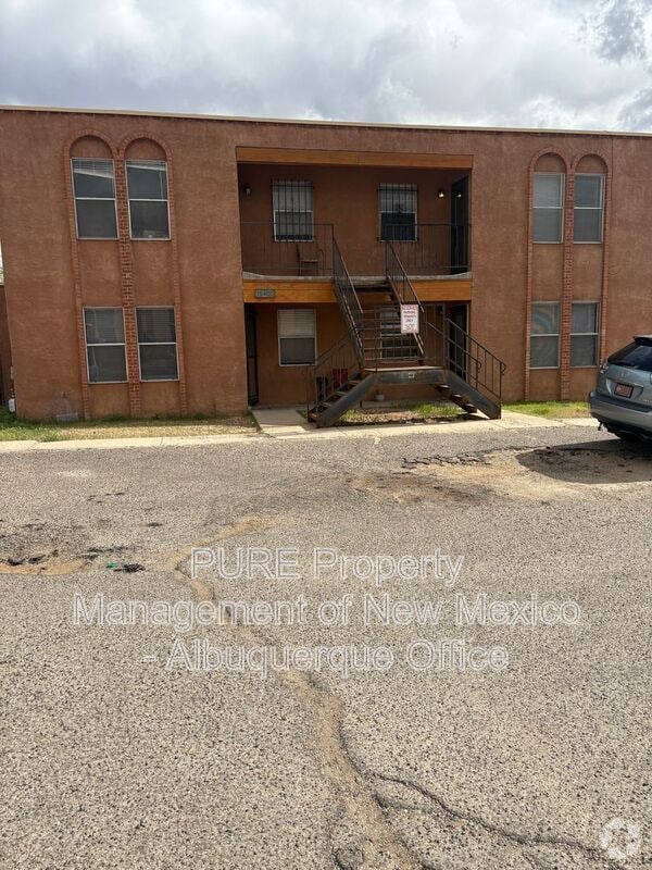 Building Photo - 12400 Hardin Ct NE Unit D Rental