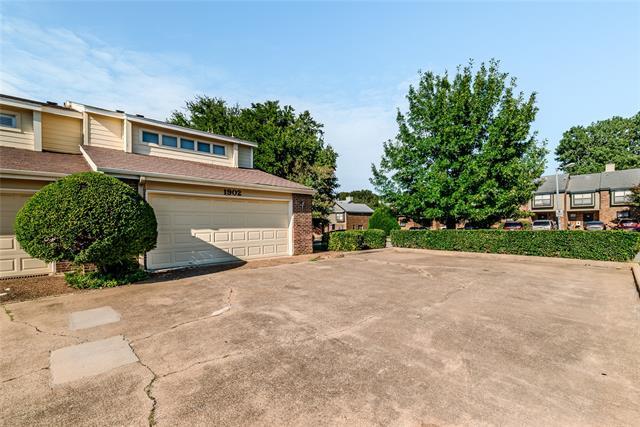 Photo - 1902 Shorewood Dr