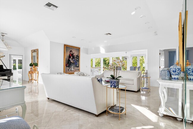 Photo - 107 E Inlet Dr