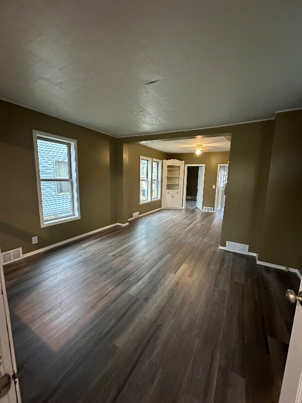 Photo - 109 Kendall Ave S