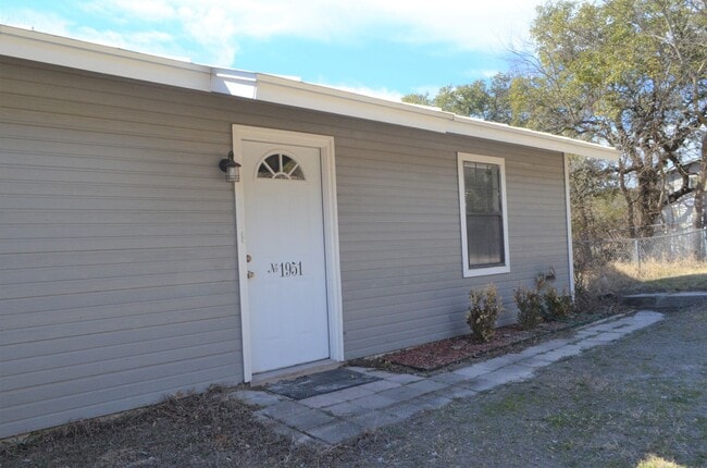 Photo - Country setting