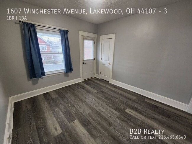 Photo - 1607 Winchester Ave Unidad 3