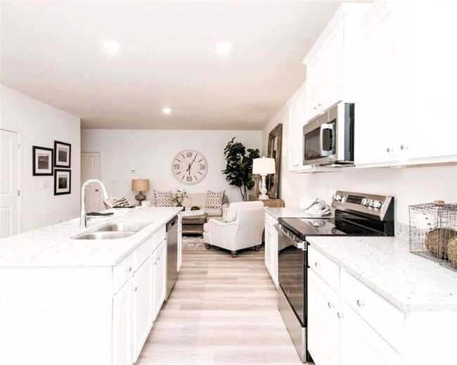 Photo - 2020 Woodbine Wy