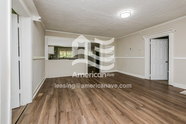 Photo - 1411 Juniper St