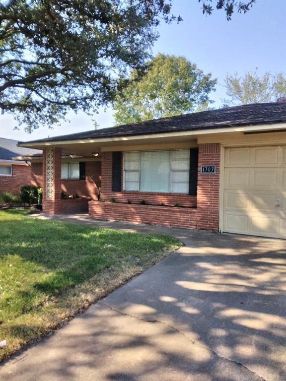 1703 Willowby Dr Rental For Rent in Houston, TX