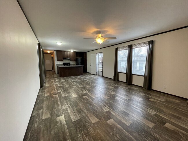 Photo - 235 Schirra Ave