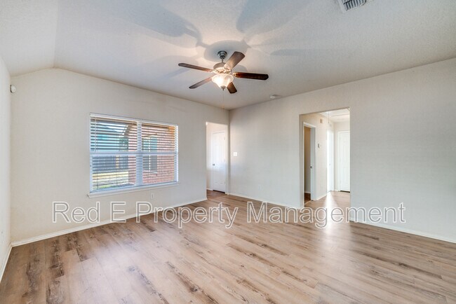 Photo - 3125 Muntjac