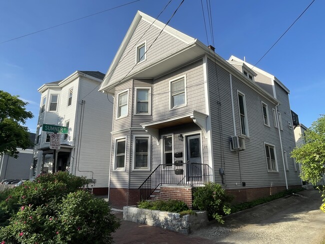 Late spring morning at 28 North, - 28 North St Unit 1