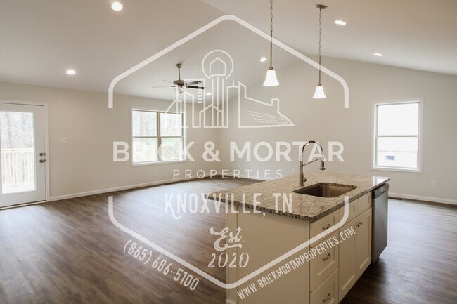 Photo - 4819 McCloud Rd