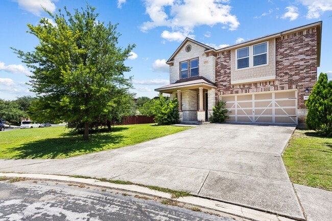 Building Photo - 4 Bedroom/2.5 Bath Mustang Valley Subdivision