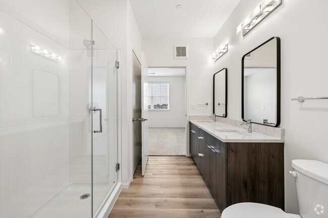 2BR, 2BA - 1,358SF - Primary Bathroom