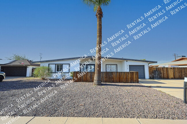 2110 W Greenbriar Dr