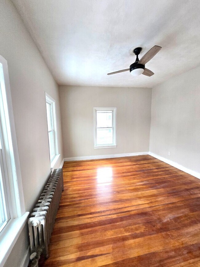 Photo - 89 Armistice Blvd Unit 2