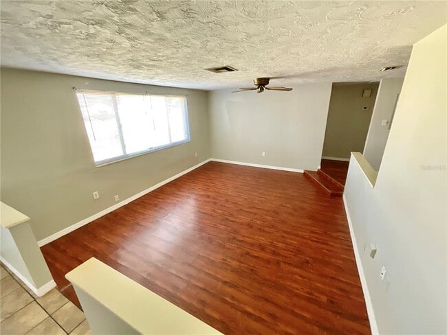 Photo - 5702 Moog Rd