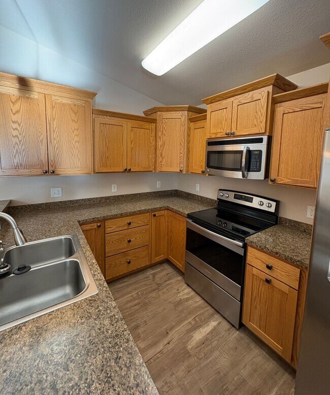 Photo - 4 Bedroom Townhome