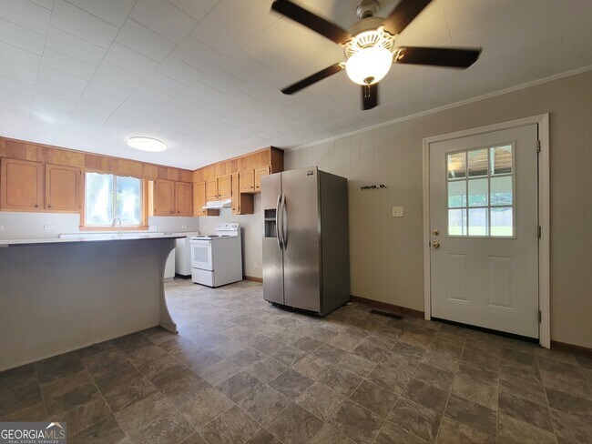 355 Bill Rutledge Rd