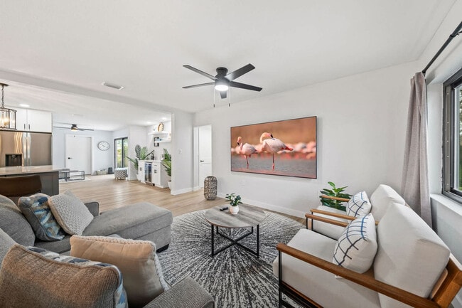 Photo - 115 Esther Dr Unit SI ID1512886P