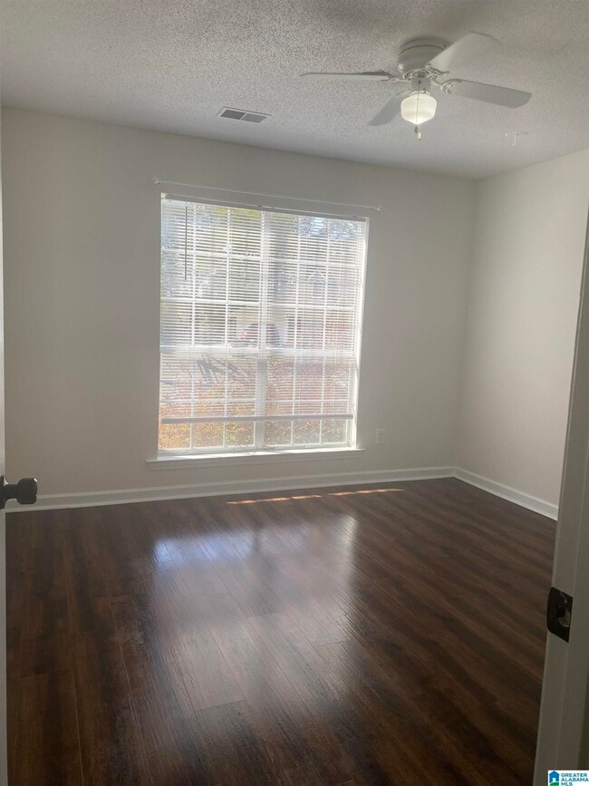 Photo - 432 Laurel Woods Trce