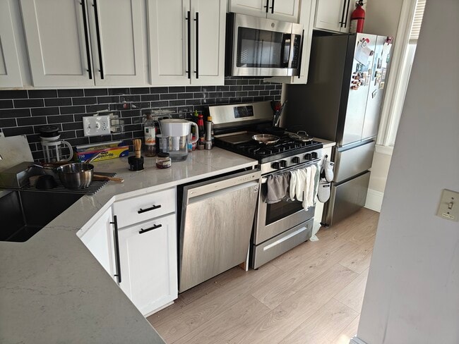 Building Photo - 33 Shannon St Unit 3 Rental