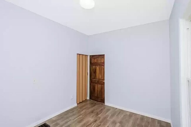 Building Photo - 697 Stewart Ave Rental